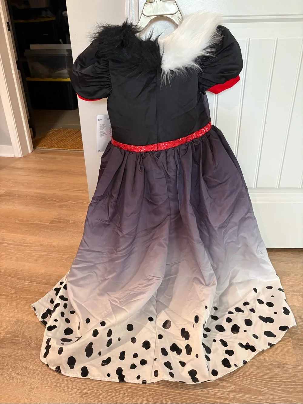 Disney Villains Cruella Deville Costume Kids Medium (8-10)